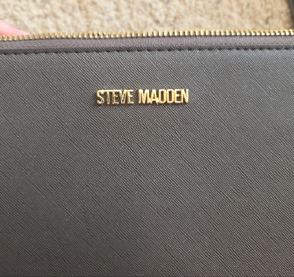 Steve Madden Crossbody Purse - Picture 2 of 13